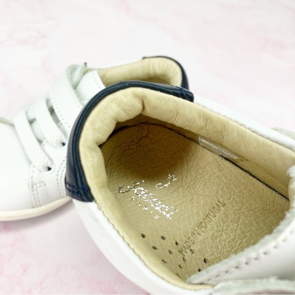 Jacadi Paris smooth leather trainers white and navy sneakers size 21 or 5 infant - Picture 10 of 11